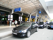 XE DƯA DON KHACH SAN BAY