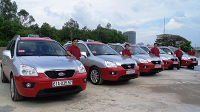 Taxi Đưa Đón Khách Từ Bình Dương Đi Sân Bay Tân Sơn Nhất