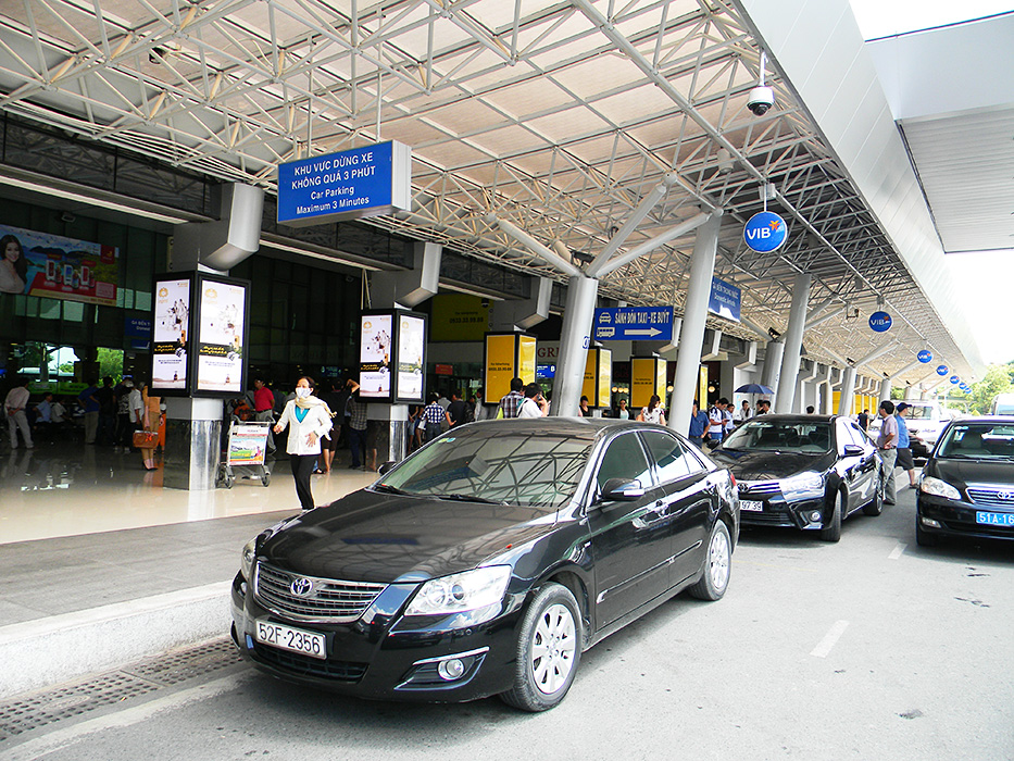 XE DƯA DON KHACH SAN BAY